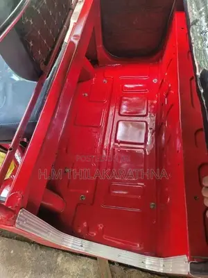 Bajaj RE 2015