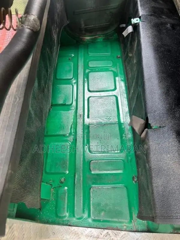 Bajaj RE 2stock 2006