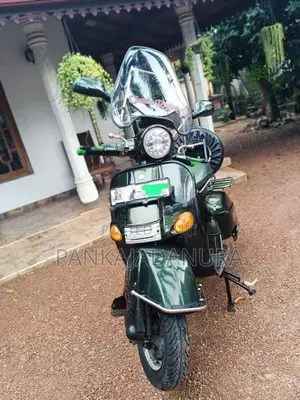 Bajaj Chetak 2006 Classic SL(2000) 2000