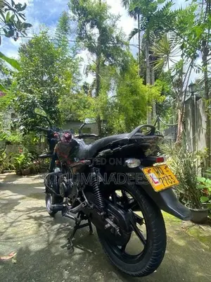 Bajaj Discover 2010