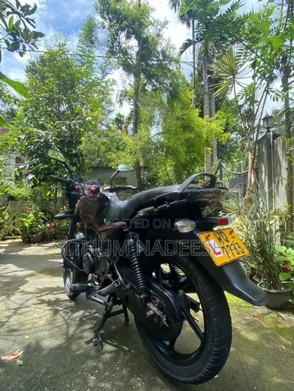 Bajaj Discover 2010
