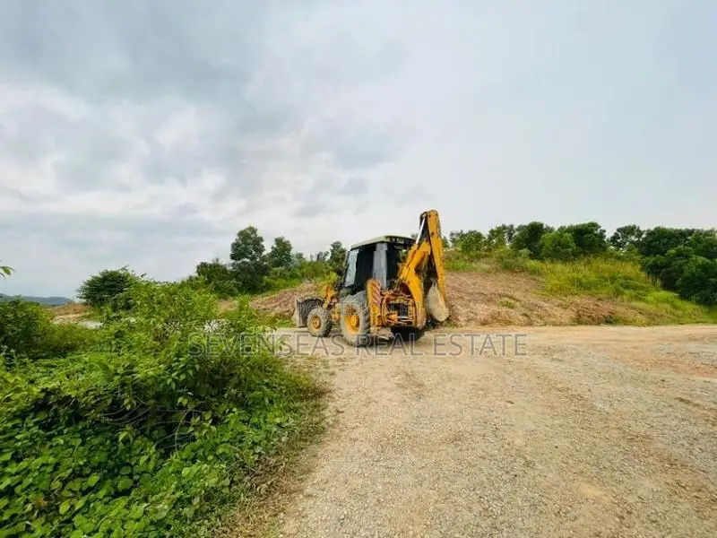 අවිස්සාවේල්ල නගරයෙන් සුන්දර නිස්කලංක ඉඩම්