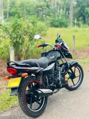 Bajaj Platina 125 2011