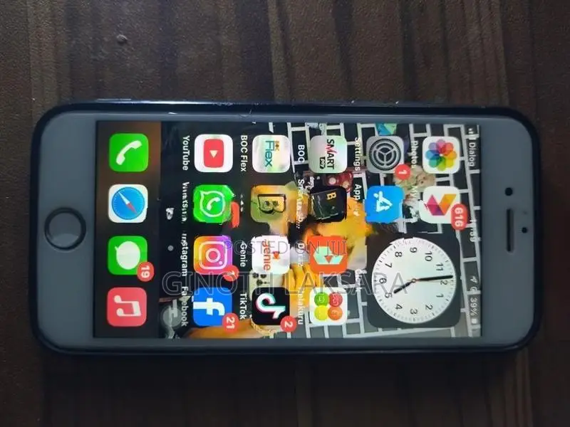 Apple iPhone 7 (Used)