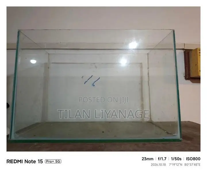 වීදුරු මාළු ටැංකිය Glass Fish Tank