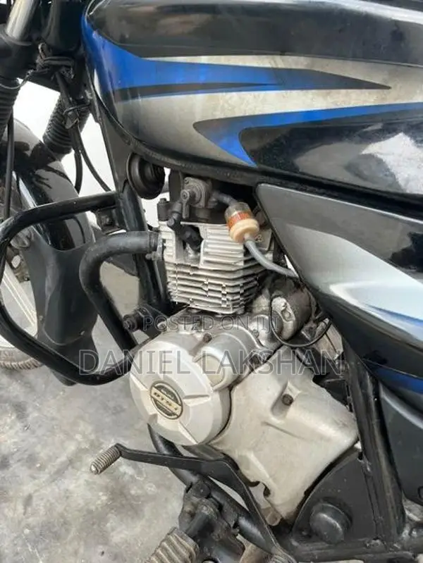 Bajaj Discover 125 2016