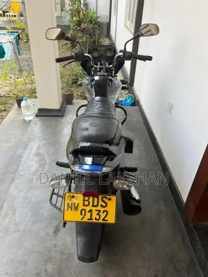 Bajaj Discover 125 2016