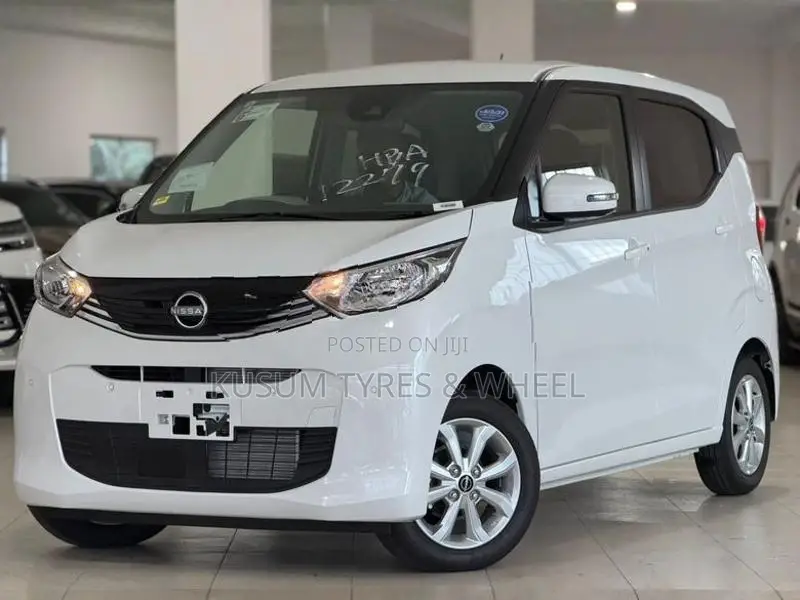 Nissan Dayz X Grade 4way Camera 2026