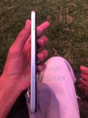 itel (Used)