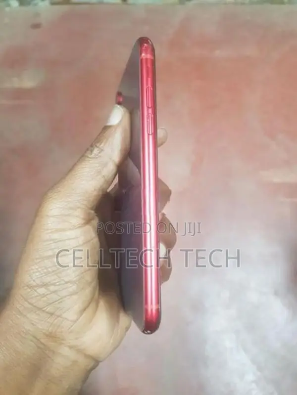 Apple iPhone XR (Used)