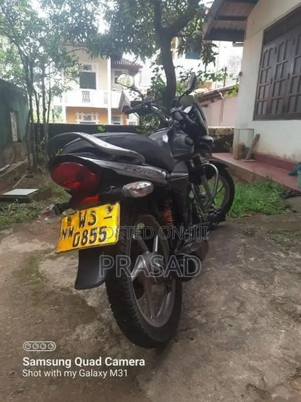 Bajaj Platina 2010
