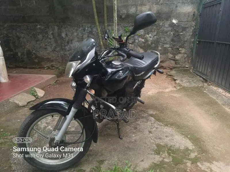 Bajaj Platina 2010