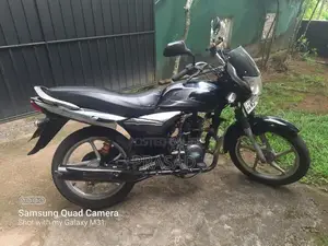 Bajaj Platina 2010
