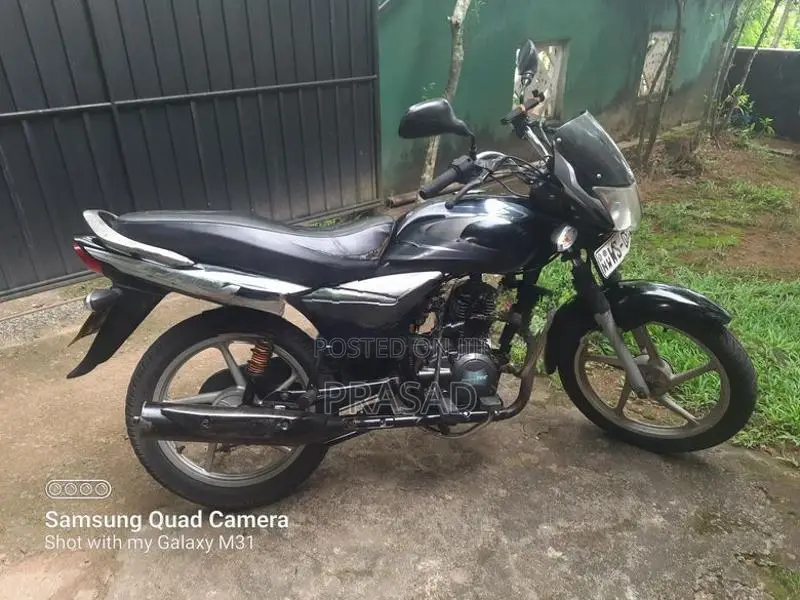 Bajaj Platina 2010