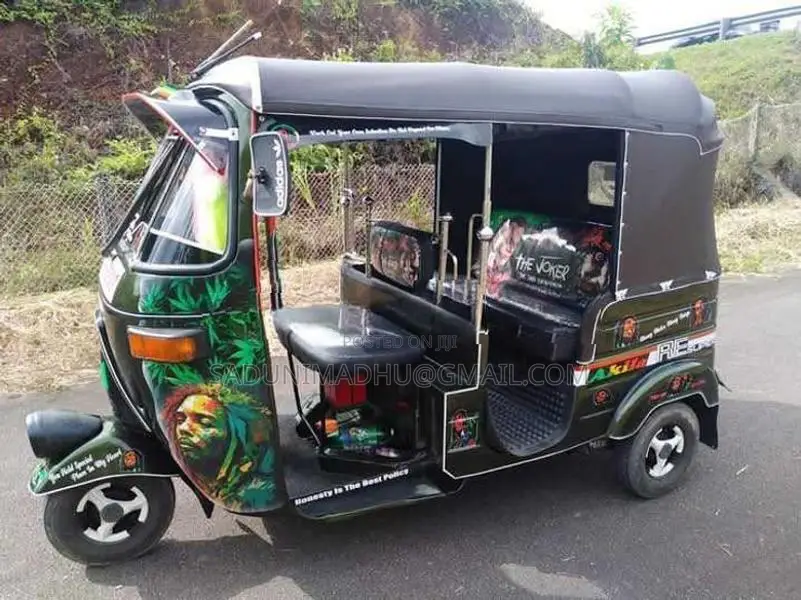 Bajaj RE 1995