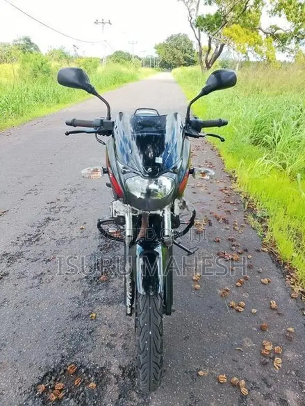 Bajaj Pulsar 150 2017