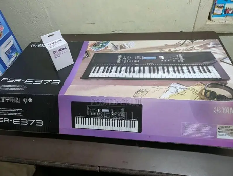 Yamaha PSR-E373