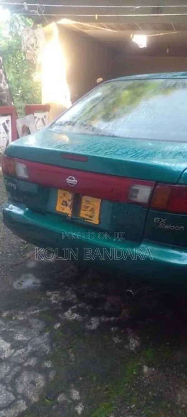 Nissan Sunny 1994