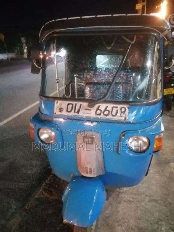 Bajaj RE 2008