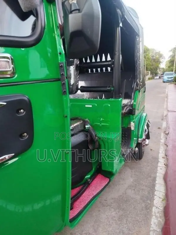 Bajaj RE 2026