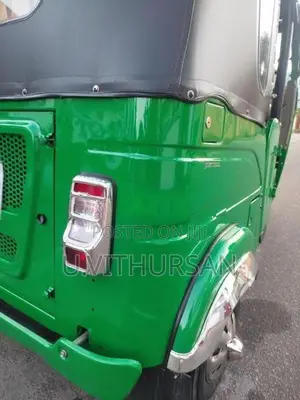 Bajaj RE 2026