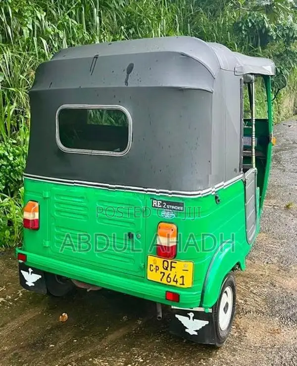 Bajaj RE 2006