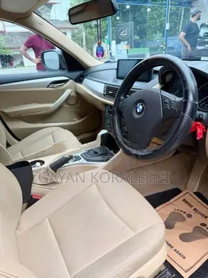 BMW X1 2011