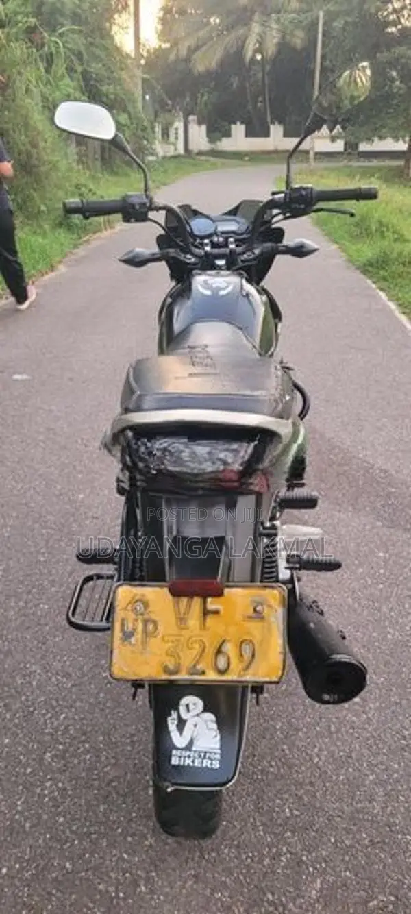 Bajaj XCD 135 2010