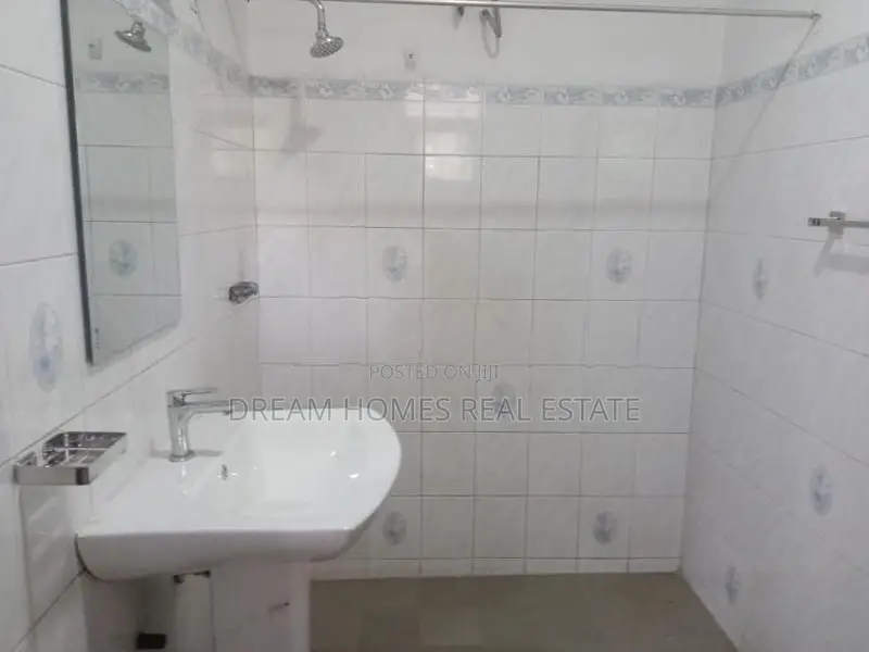 Two-Storied House Rent – Colombo 05 ( Commercial )