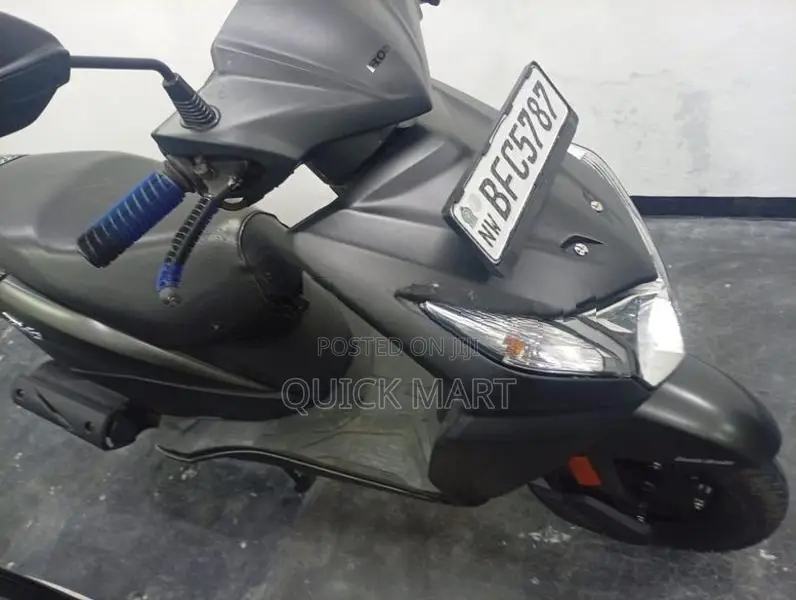 Honda Dio 2018