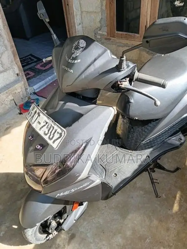 Hero CD 100 2012