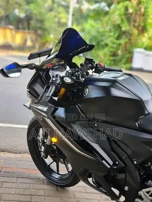 Yamaha R15 V4 2025