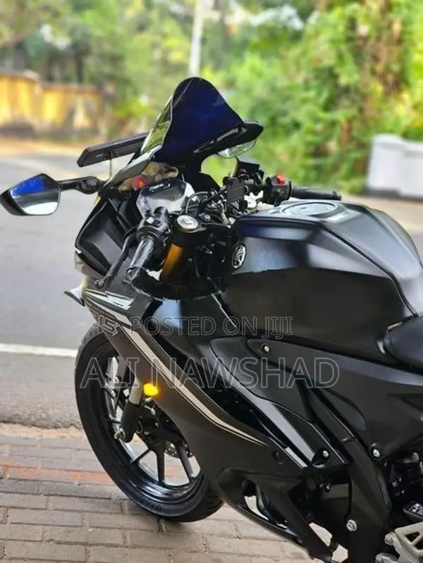 Yamaha R15 V4 2025