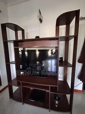 Piyestra TV Stand