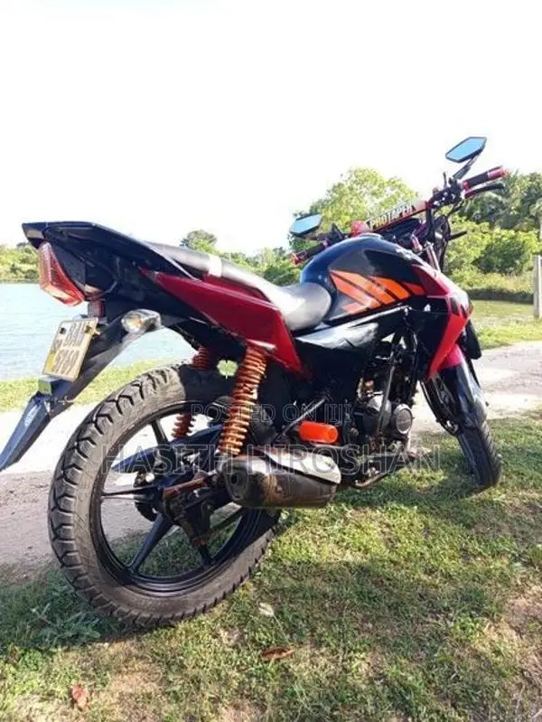 Honda Twister 2014
