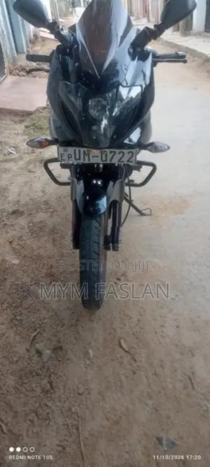 Bajaj Pulsar 200 2008