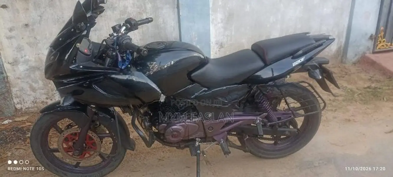 Bajaj Pulsar 200 2008