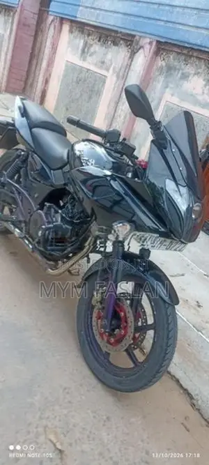 Bajaj Pulsar 200 2008