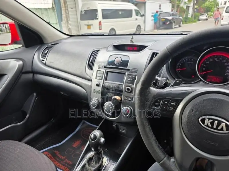 Kia Cerato 2011