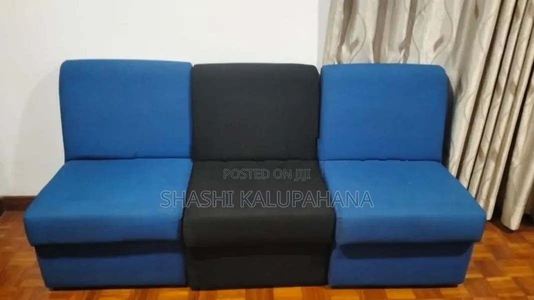 Damro Blue With Black Fabric Lobby Seats