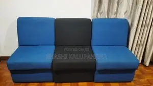 Damro Blue With Black Fabric Lobby Seats