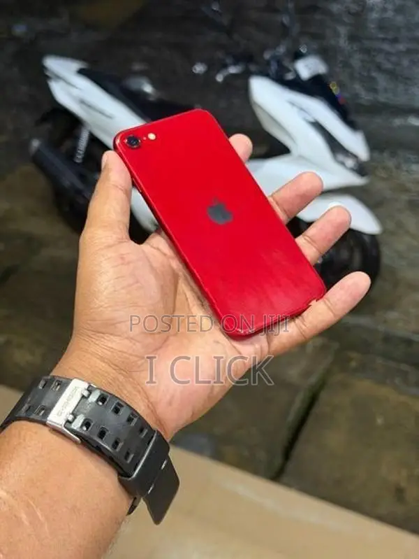 Apple iPhone SE 3 64GB (Used)