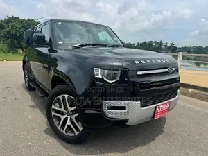 Land Rover Defender 110 HSE s/roof D/ac 2023