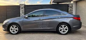 Hyundai Sonata 2012
