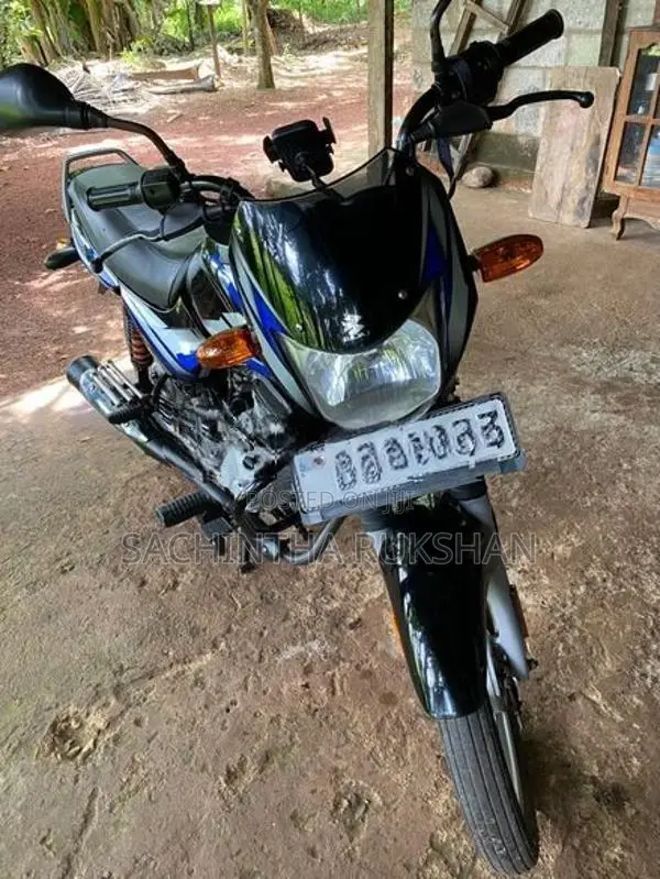 Bajaj CT100 2024
