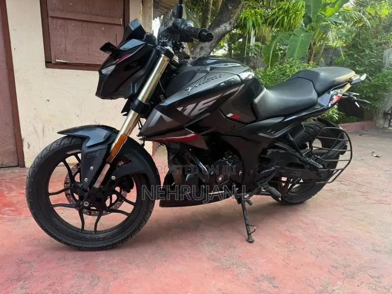 Bajaj Pulsar N160 2025
