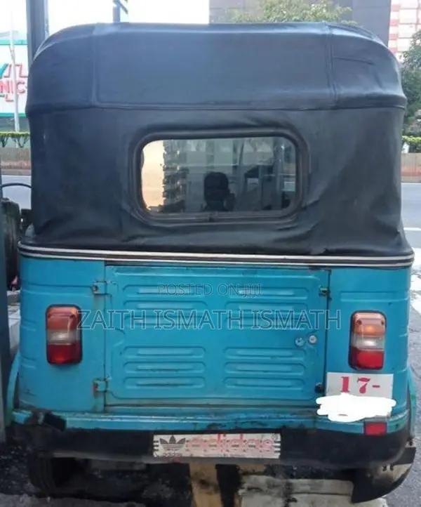 Bajaj RE Manual 1999