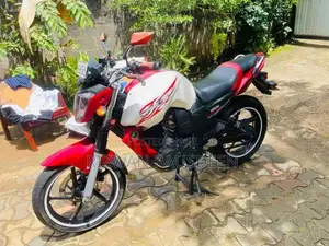 Yamaha FZS V1 2012
