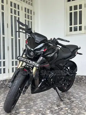 Bajaj Pulsar N160 Premium 2025
