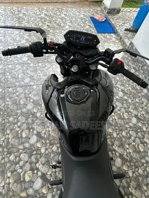 Bajaj Pulsar N160 Premium 2025